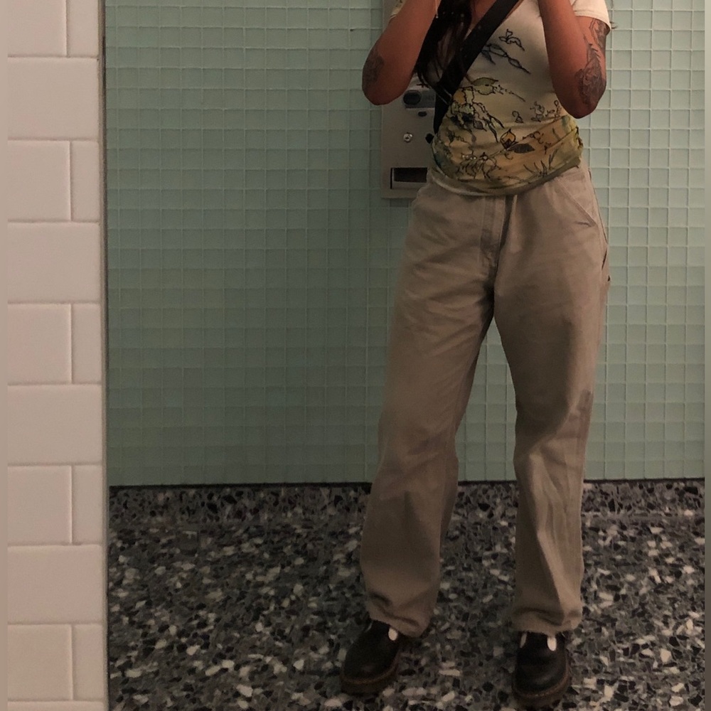 Carhartt khaki workwear/carpenter pants!